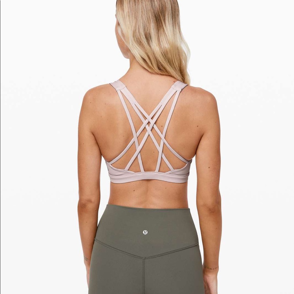 Lululemon Free to be Serene Bra